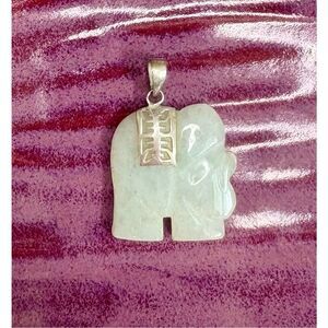 Vintage Jade elephant pendant